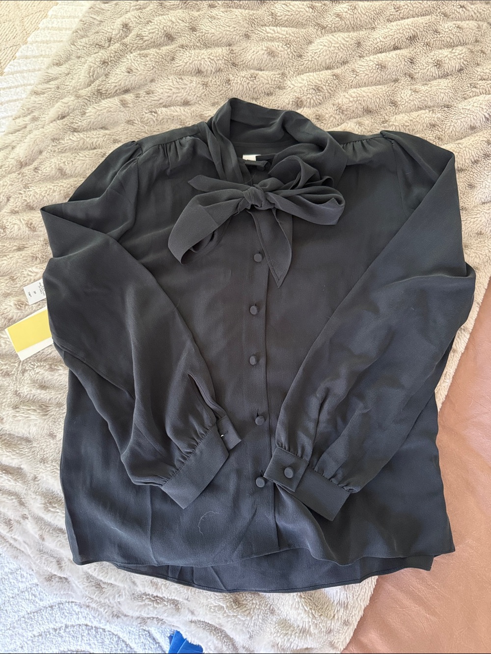ARITZIA // ANNIE BLOUSE